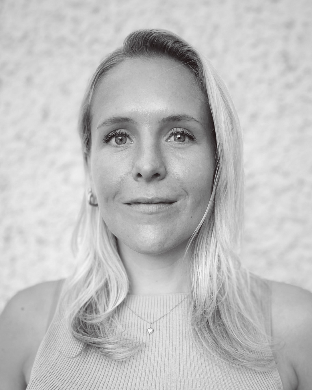 Isabell  Sköldberg, administratör och kyrkobokföring